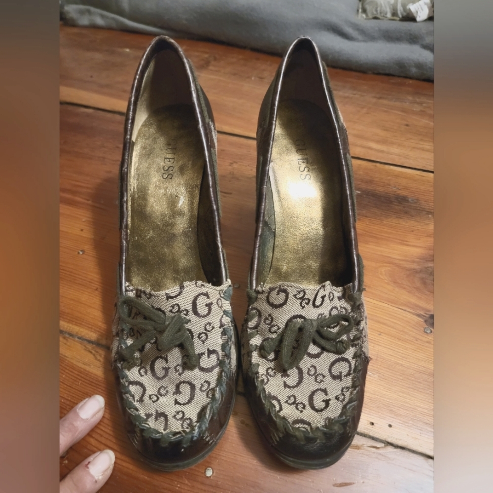 Shoes